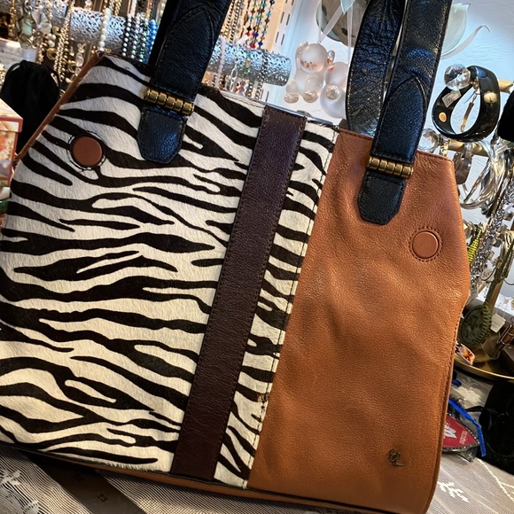 Ladies Very beautiful leather purse by Elliot Lucca - Picture 2 of 7